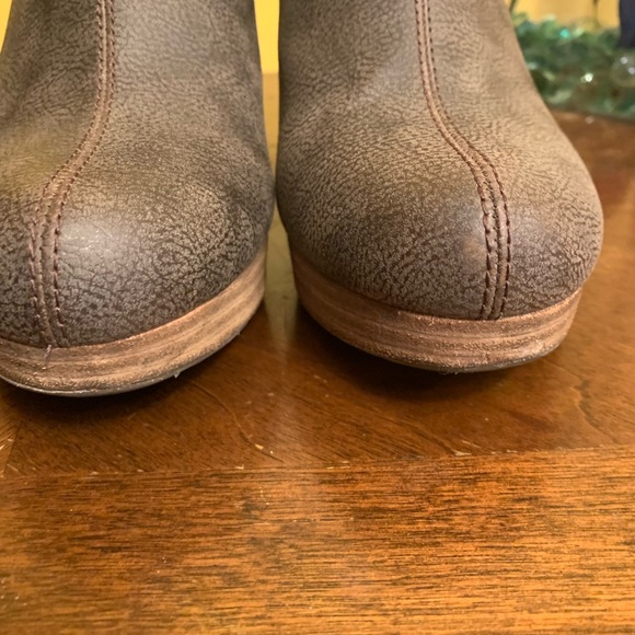 Dr. Scholl’s Wedge Shoe - Picture 6 of 8